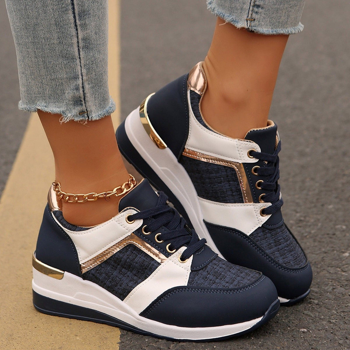 Bequeme orthopädische Schuhe für Damen