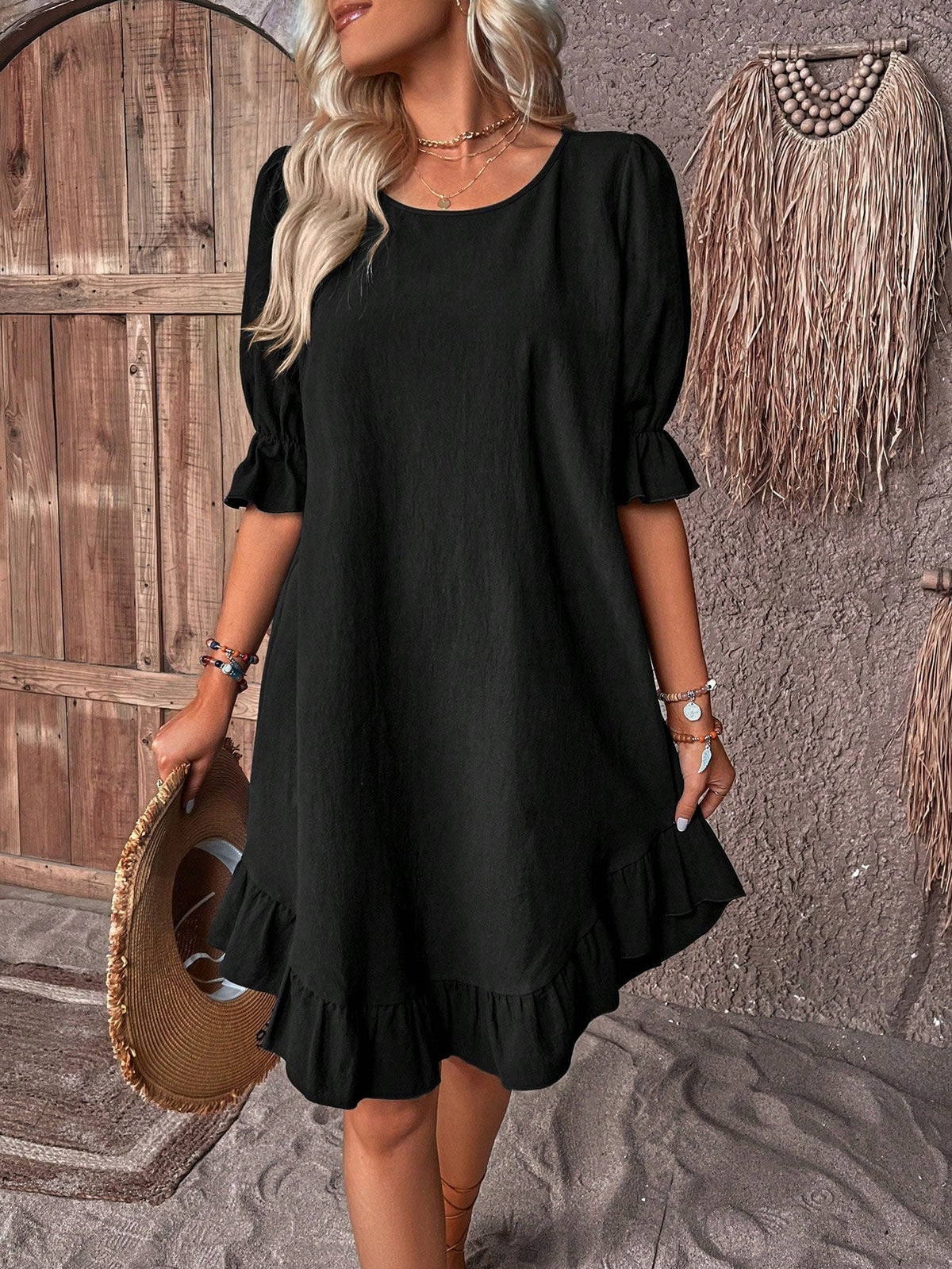 Einfarbiges Smock-Kleid mit Puffärmeln und Rüschensaum (2 kaufen, Versand gratis)