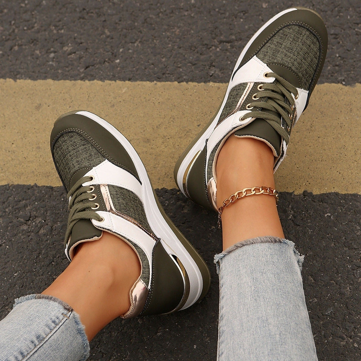 Bequeme orthopädische Schuhe für Damen
