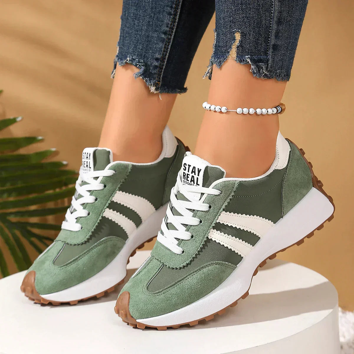 Stay-Real Sneakers | Retro-Style, der zu allem passt