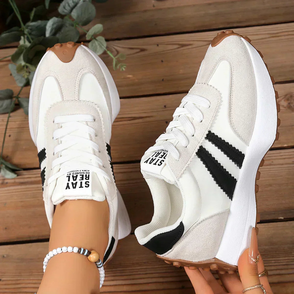 Stay-Real Sneakers | Retro-Style, der zu allem passt