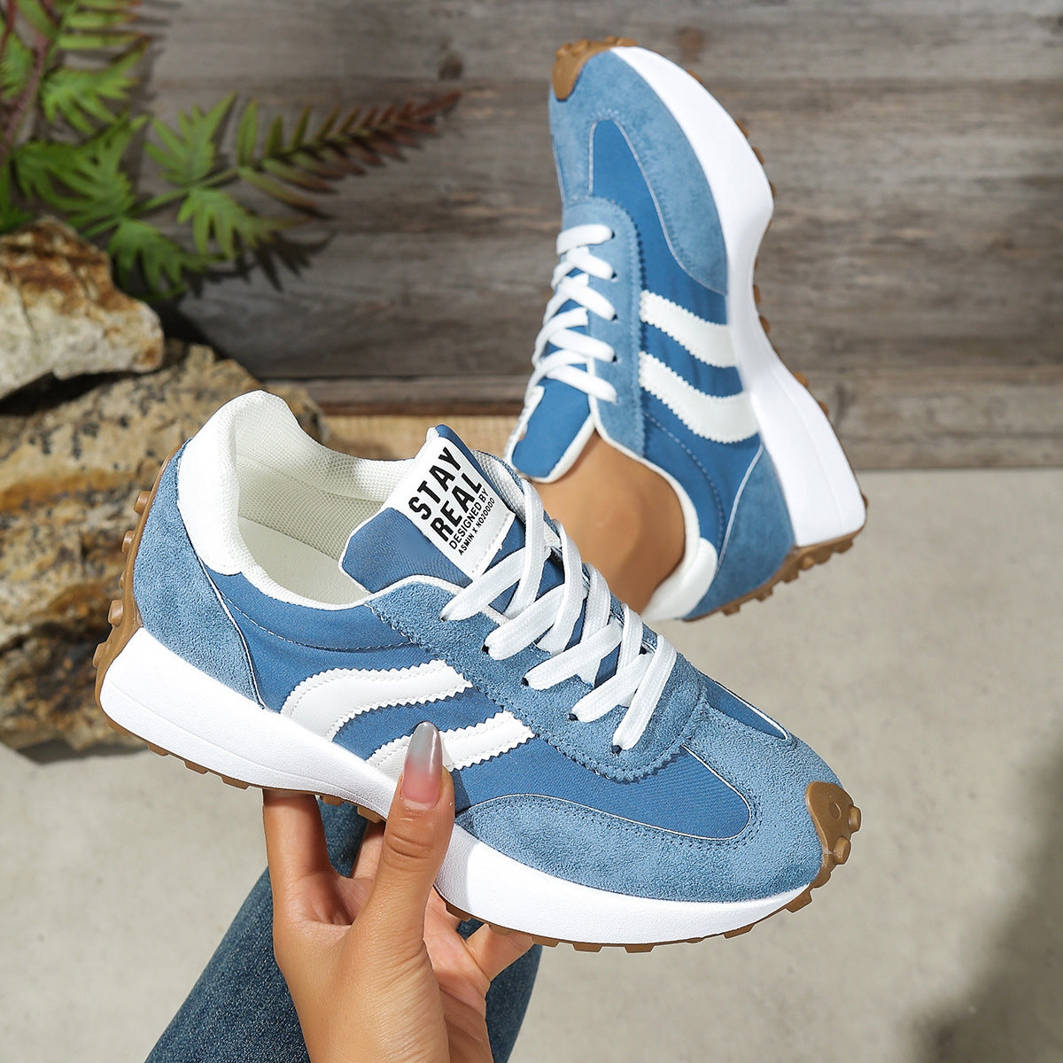 Stay-Real Sneakers | Retro-Style, der zu allem passt