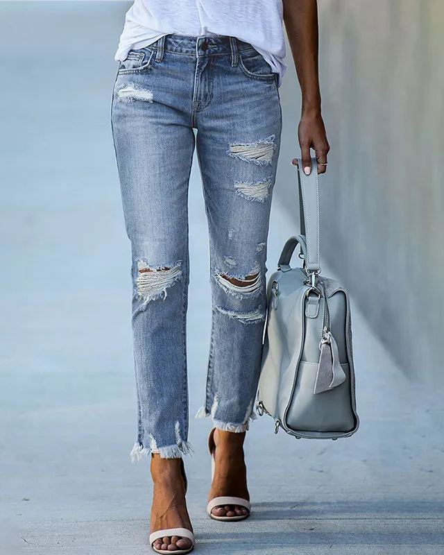 Used-Look Jeans mit ausgefranstem Saum