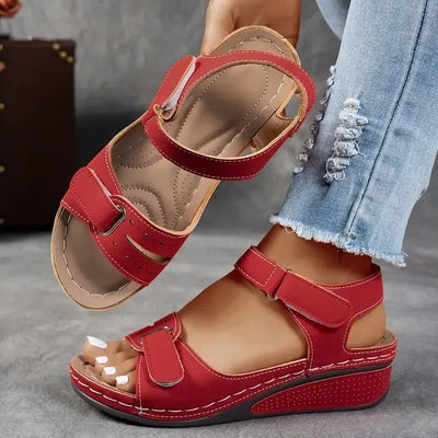 Weiche & stylische Keilsandalen für mühelosen Komfort!