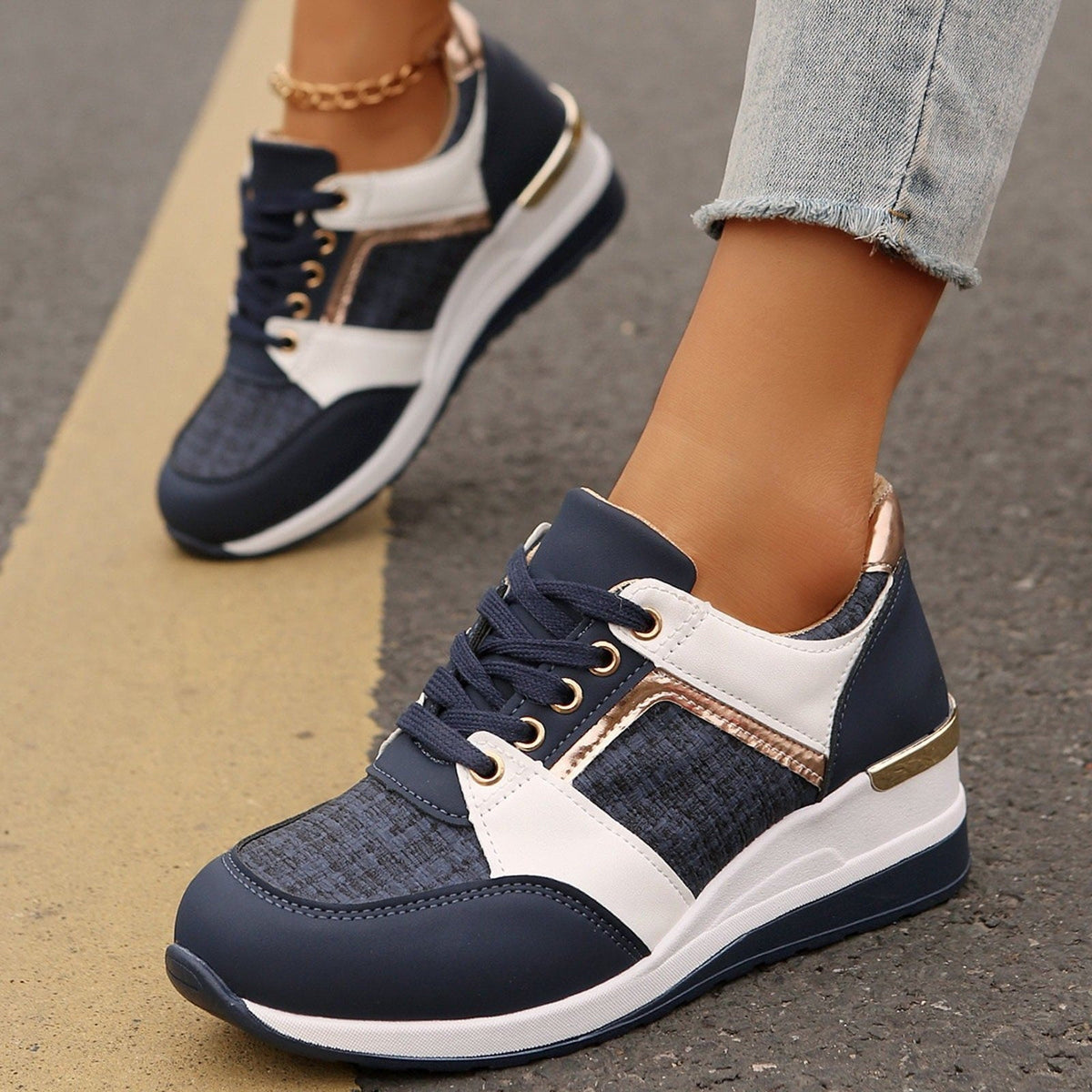 Bequeme orthopädische Schuhe für Damen
