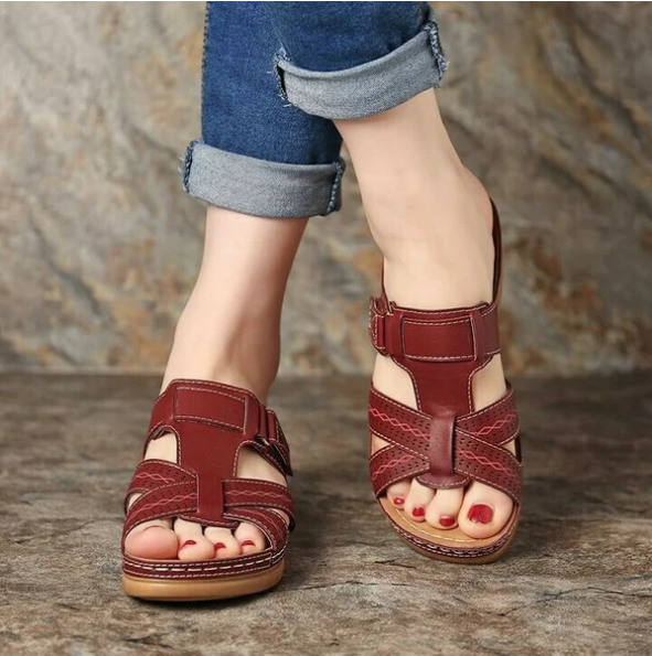 Hochwertige orthopädische Sandalen mit offener Zehenpartie