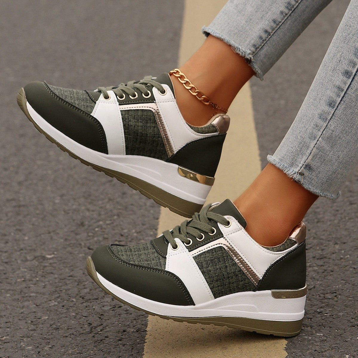 Bequeme orthopädische Schuhe für Damen