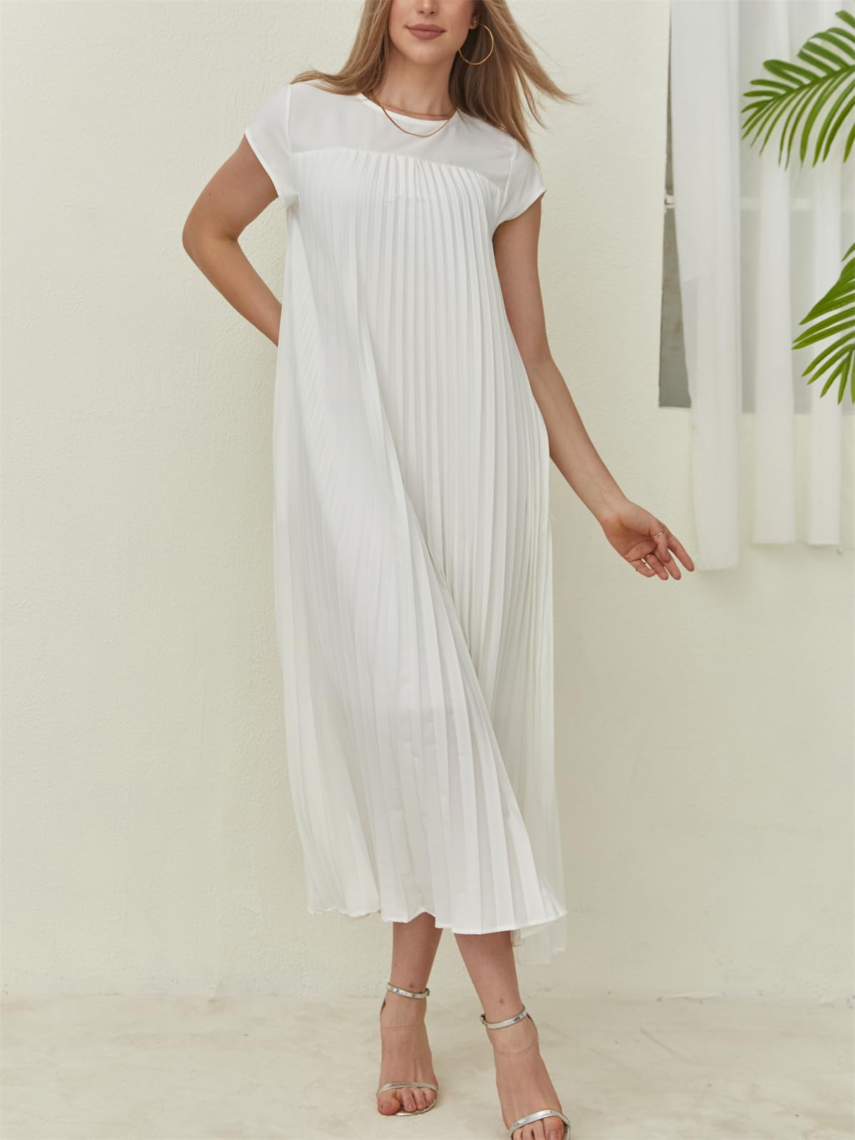 Fließendes Maxikleid für Damen mit Flügelärmeln und Plisseefalten (2 kaufen, Versand gratis)