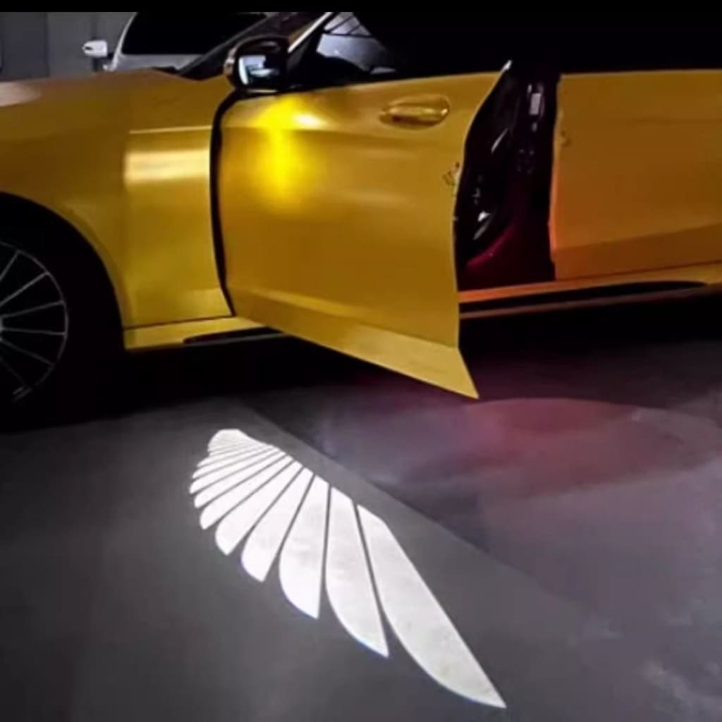 Projecteurs de sol effet « Ailes d'ange » exclusifs pour Cadillac