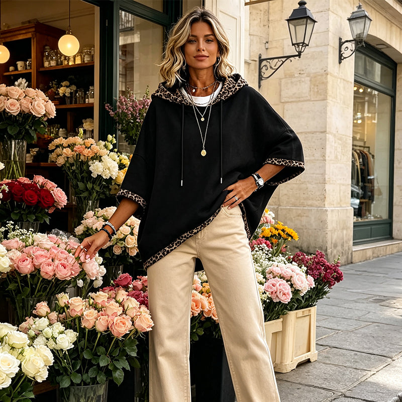 Damen-Hoodie mit Leopardenbesatz – Lässig geschnittenes Sweatshirt mit Kordelzug